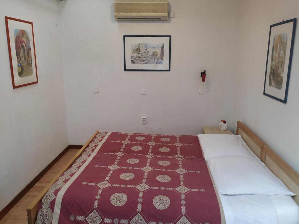 Accomodation Pertout ノヴァ・ゴリツァ エクステリア 写真
