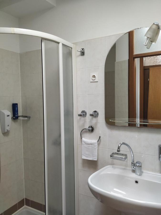 Accomodation Pertout ノヴァ・ゴリツァ エクステリア 写真