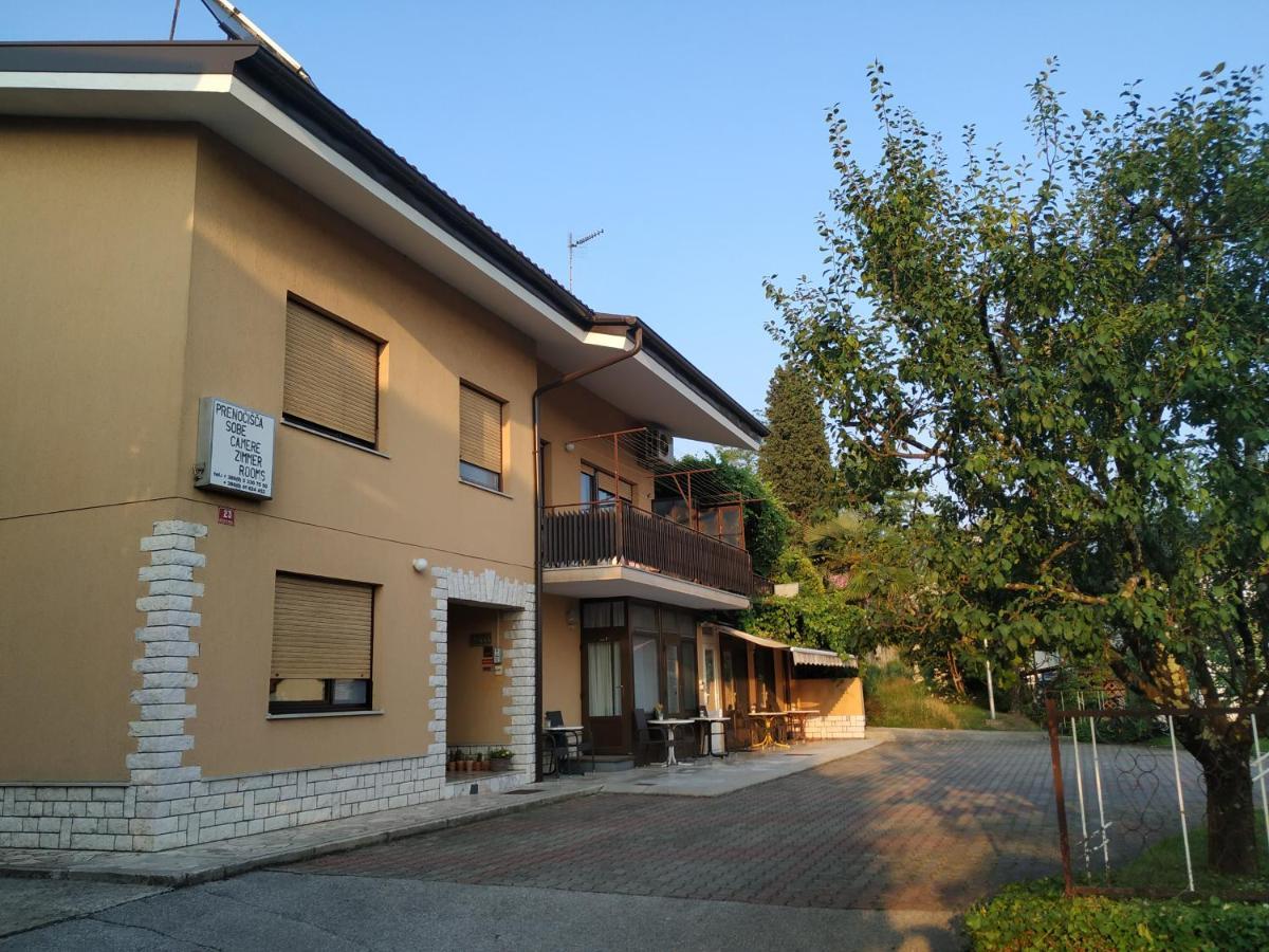Accomodation Pertout ノヴァ・ゴリツァ エクステリア 写真