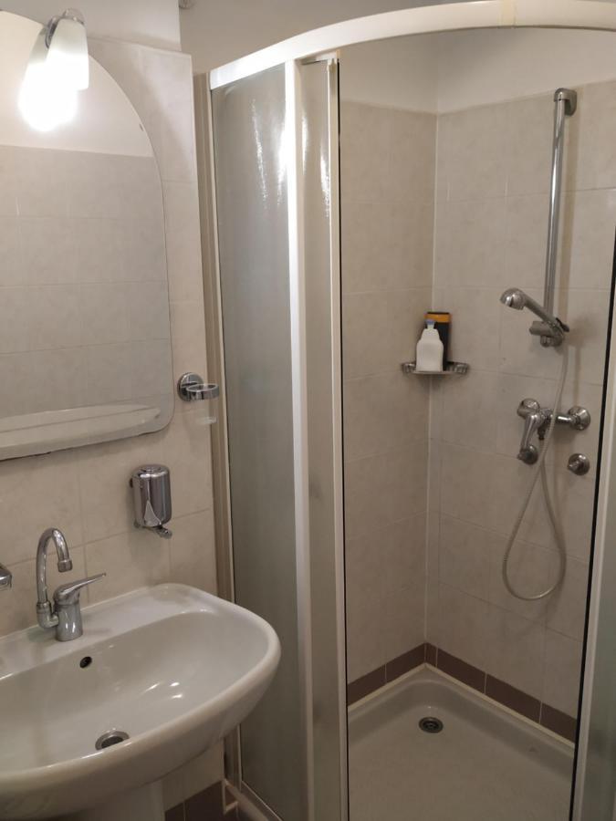 Accomodation Pertout ノヴァ・ゴリツァ エクステリア 写真