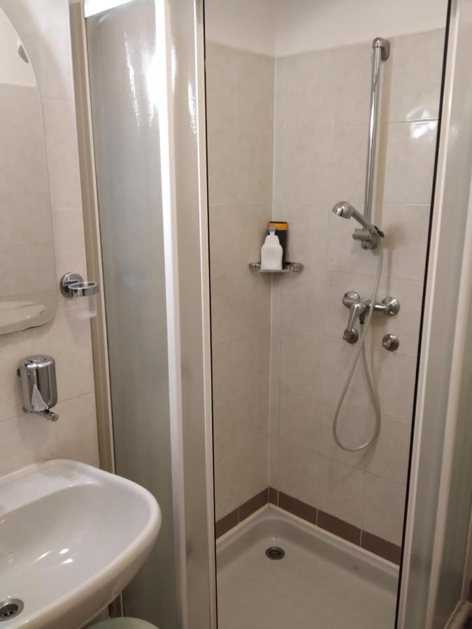 Accomodation Pertout ノヴァ・ゴリツァ エクステリア 写真