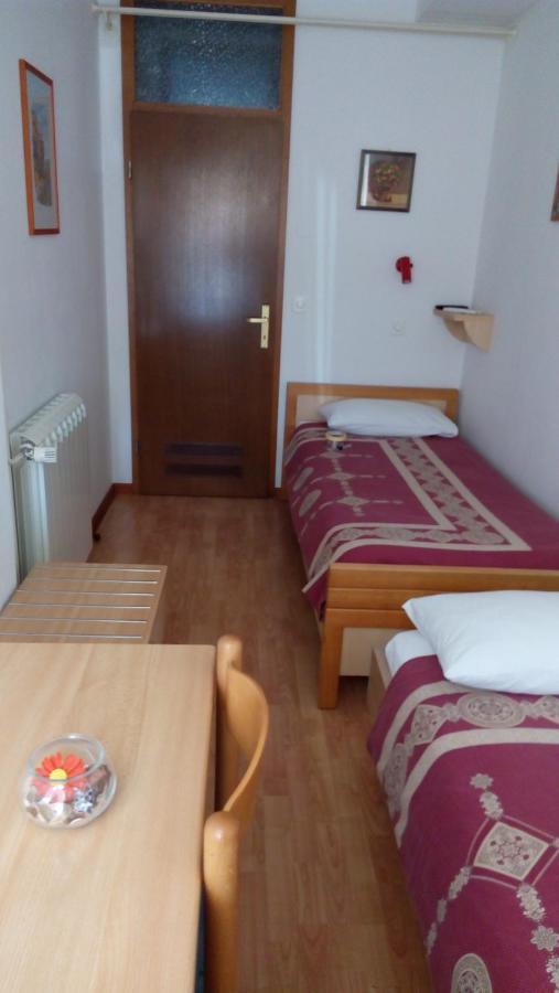 Accomodation Pertout ノヴァ・ゴリツァ エクステリア 写真